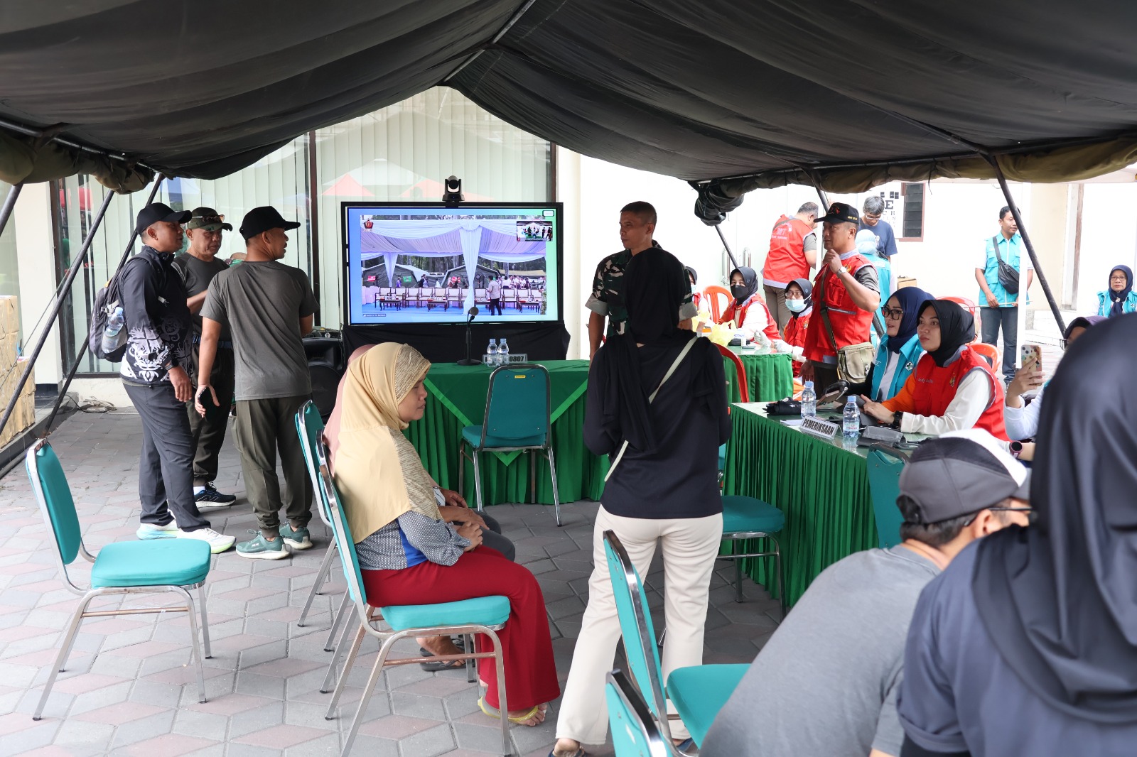 Sambut HUT ke-81 TNI, Kodim Tulungagung Gelar Bakti Sosial Kesehatan Gratis